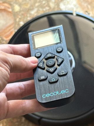 Robot Aspirador Cecotec Conga 4090 con accesorios