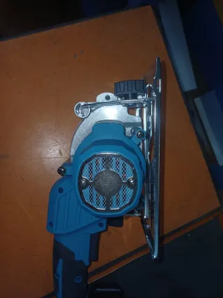 Sega circolare a batteria