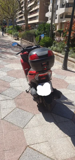 Yamaha Tricity 125cc Trike Rojo