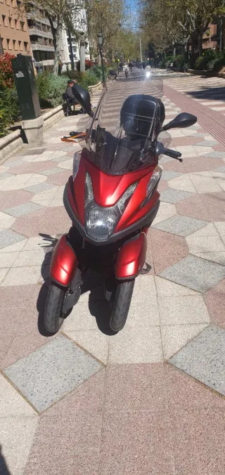 Yamaha Tricity 125cc Trike Rojo