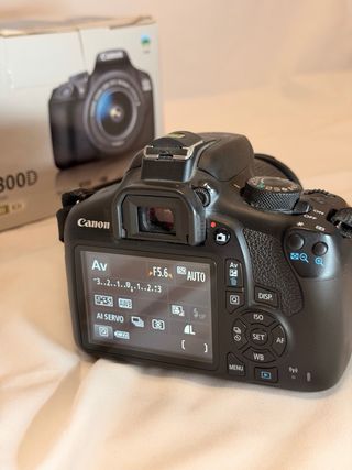Canon EOS 1300D Cámara Digital con EF-S 18-55mm