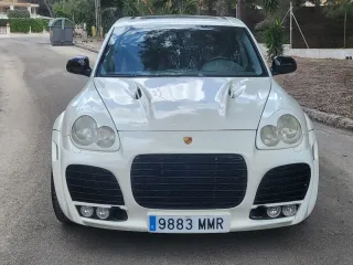 Porsche Cayenne MAGNUM 4.5S