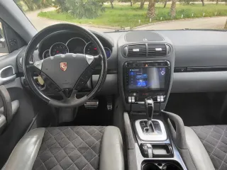 Porsche Cayenne MAGNUM 4.5S