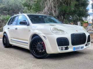 Porsche Cayenne MAGNUM 4.5S