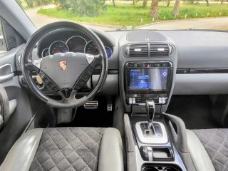 Porsche Cayenne MAGNUM 4.5S