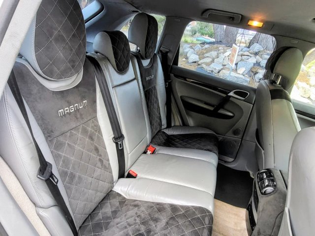 Porsche Cayenne MAGNUM 4.5S