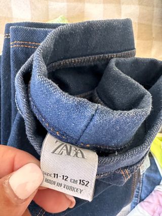 Lote de pantalones vaqueros y deportivos