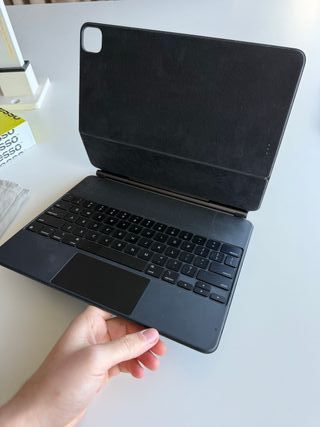 iPad Pro 6.ª Generación — 12,9" | 256GB | WiFi + 5