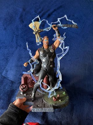 Figura Thor Marvel