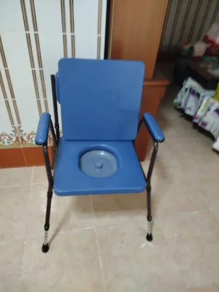 Silla WC para habitación. NUEVA.