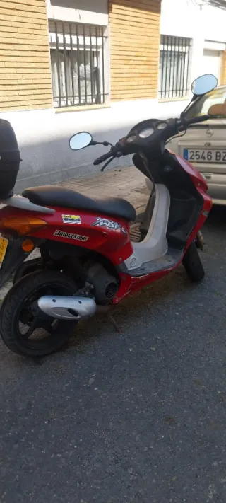 Honda SZX50S Roja y Blanca