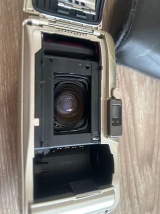 Cámara Olympus Infinity Zoom 105