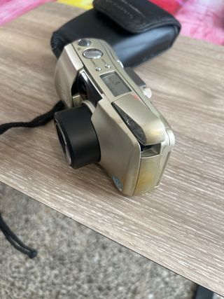 Cámara Olympus Infinity Zoom 105