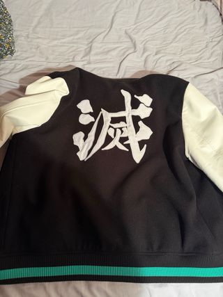Chaqueta Kimetsu no Yaiba Celio Talla XL