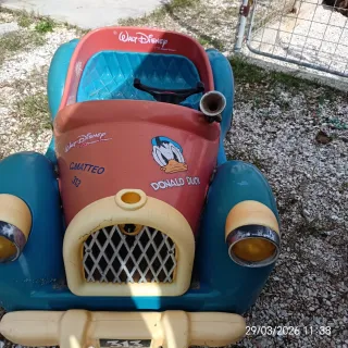 Auto elettrica 313 Paperino Disney .