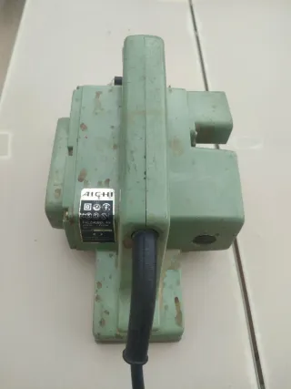 Cepillo Eléctrico para Madera Aichi