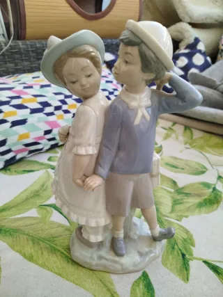 Figura Lladró Porcelana Niños