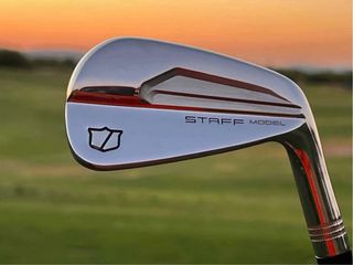 Set de hierros Wilson Staff Model Blade