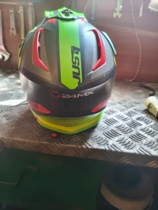 Casco Enduro Just1