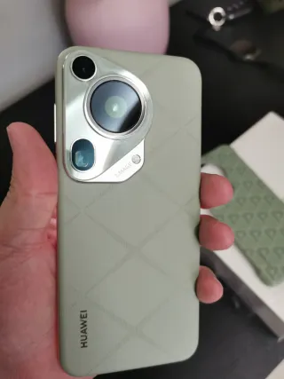 HUAWEI PURA 70 ULTRA