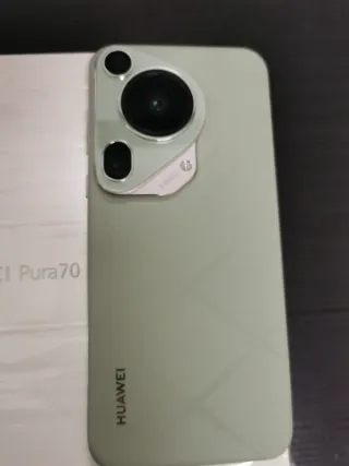 HUAWEI PURA 70 ULTRA
