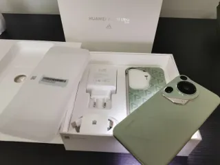 HUAWEI PURA 70 ULTRA