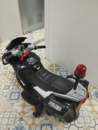 Moto Policía Eléctrica Infantil