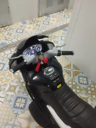 Moto Policía Eléctrica Infantil