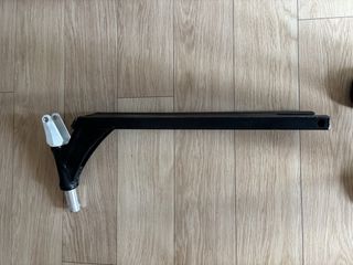 Base patinete scooter cuadrada negra