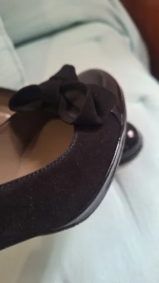 Zapatos de tacón negros con lazo Pablo Ochoa