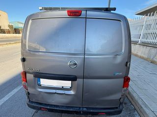Nissan NV200