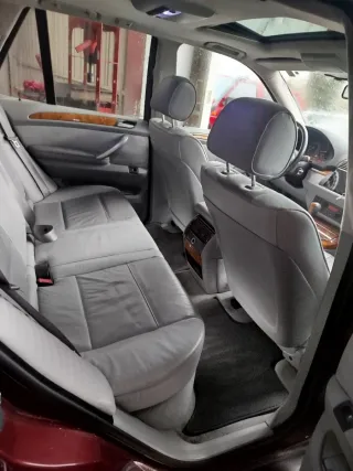 BMW X5 V8