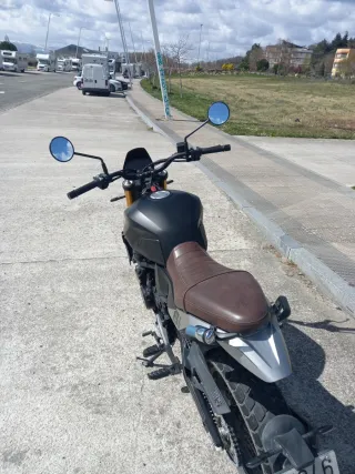 Moto Morini Seiemmezzo Negra y Marrón