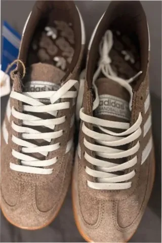 Adidas Spezial Earth Strata Gum Talla 37