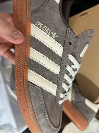 Adidas Handball Spezial Earth Strata Gum 38