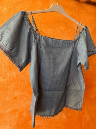 Blusa Tiffosi azul con tirantes