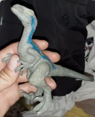 Figura Velociraptor Blue Jurassic World Mattel
