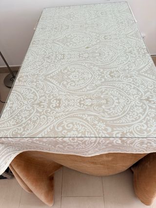Tavolo consolle con cristallo, crociera e pedana