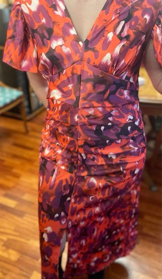 Vestido midi estampado naranja y fucsia