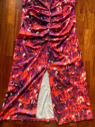 Vestido midi estampado naranja y fucsia