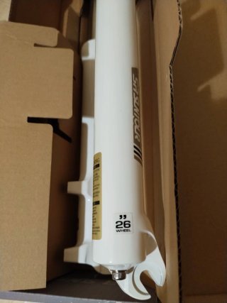 Orquilla Suntour XCR Blanca