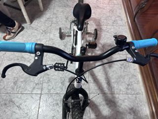 Bicicleta infantil B'TWIN 20 blanca