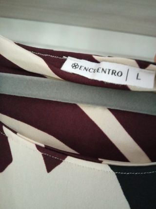 Vestido de licra fría con estampado