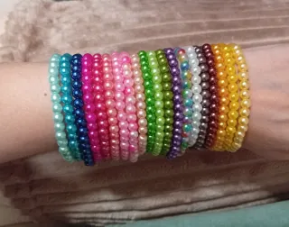 Pulseras de perlas multicolor