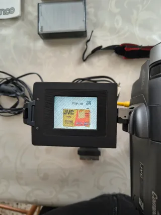 Videocamera A cassette VHS Compact JVC GR FXM65