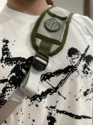 Mertra Slingbag Color White & Green