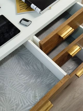 Cajonera Blanca Lacada con Pan de Oro