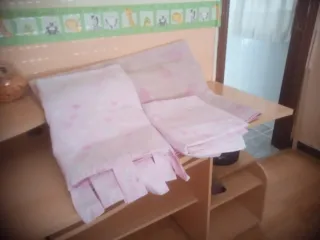 Cortinas beige y rosa