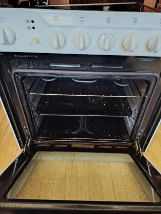 Horno y Vitrocerámica TEKA