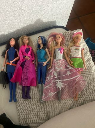 Lote 5 Muñecas Barbie